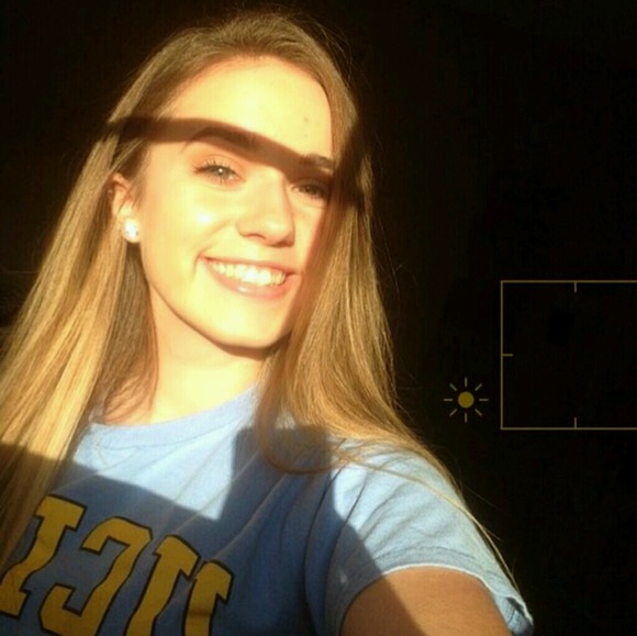 Meet your Posher, Sarah - Picture 1 of 1